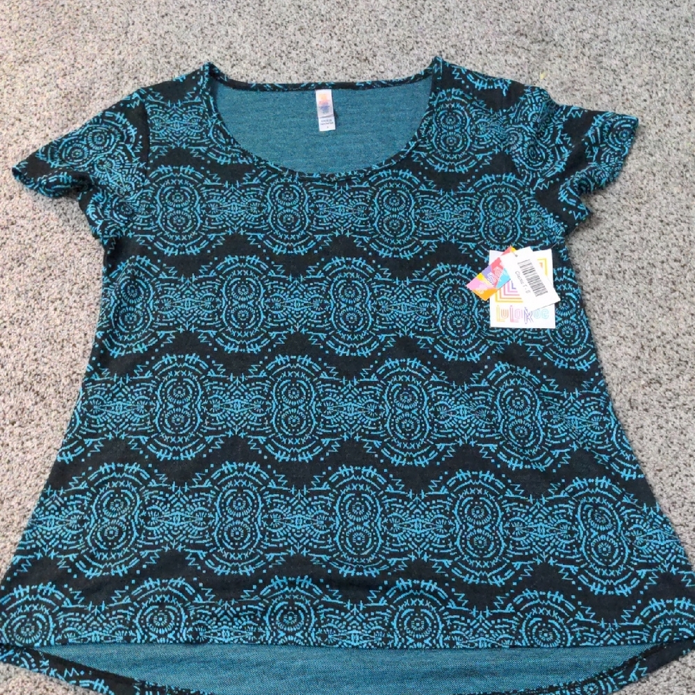LulaRoe Classic Tee